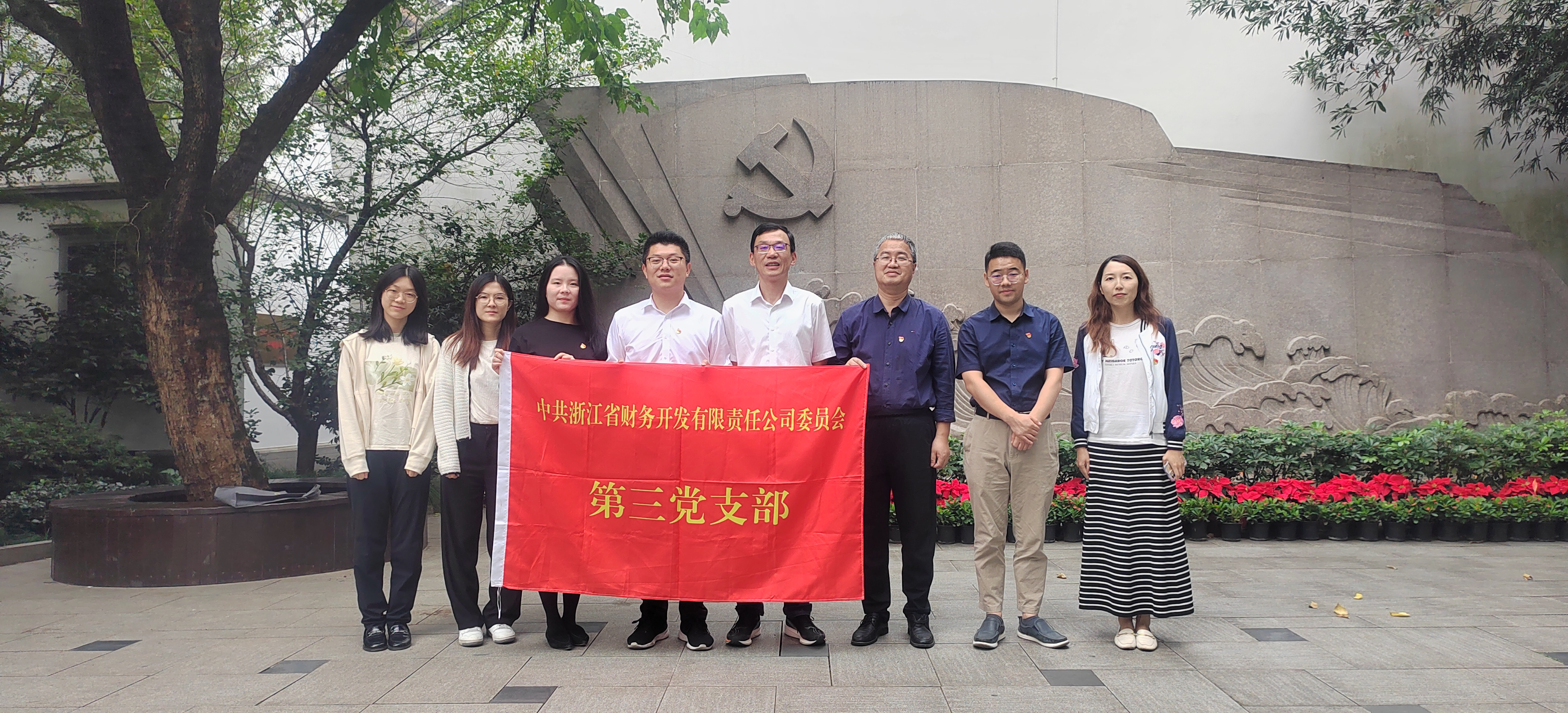 合照.jpg 合照.jpg