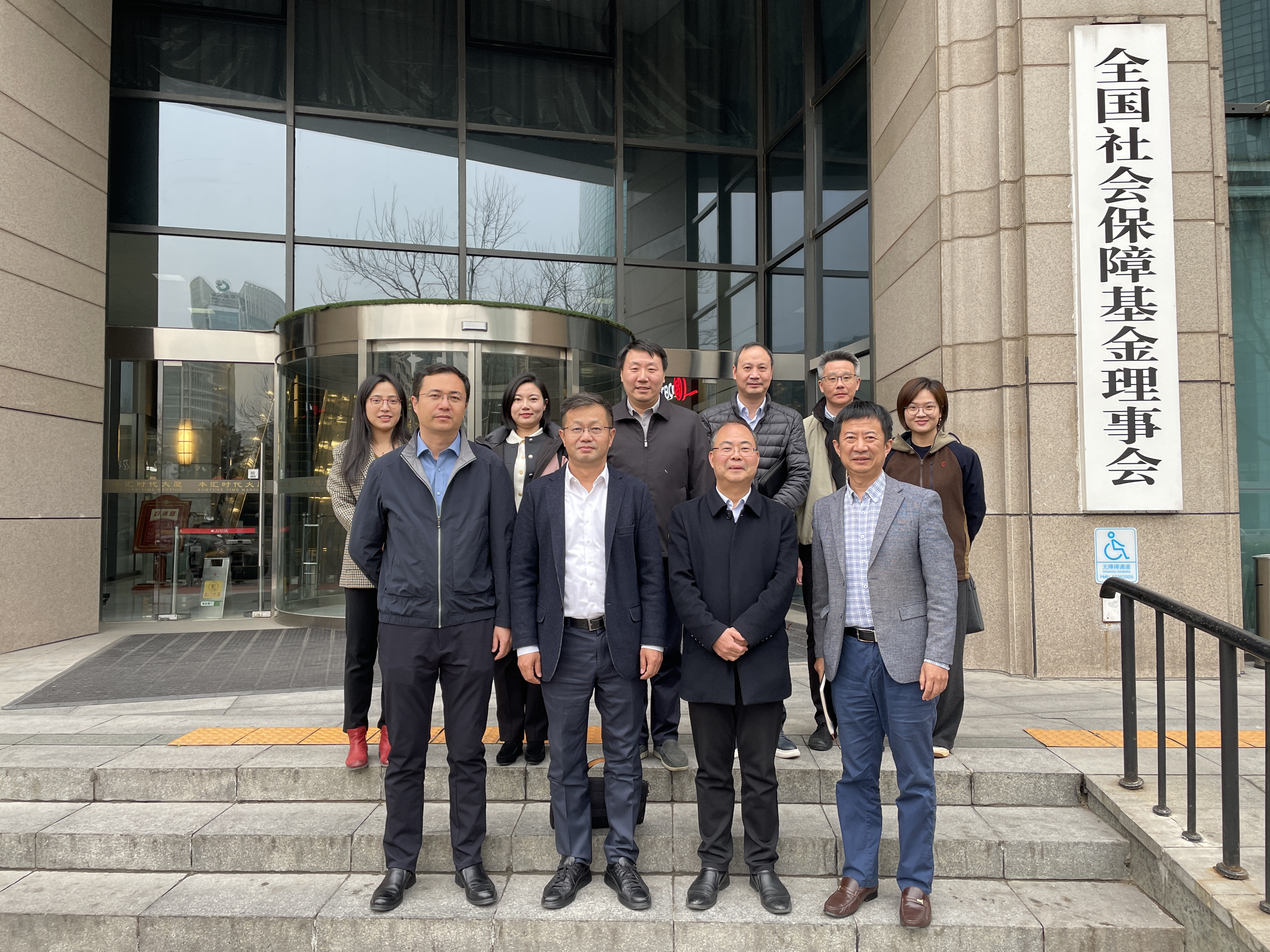 图片 1(1).png 图片 1(1).png