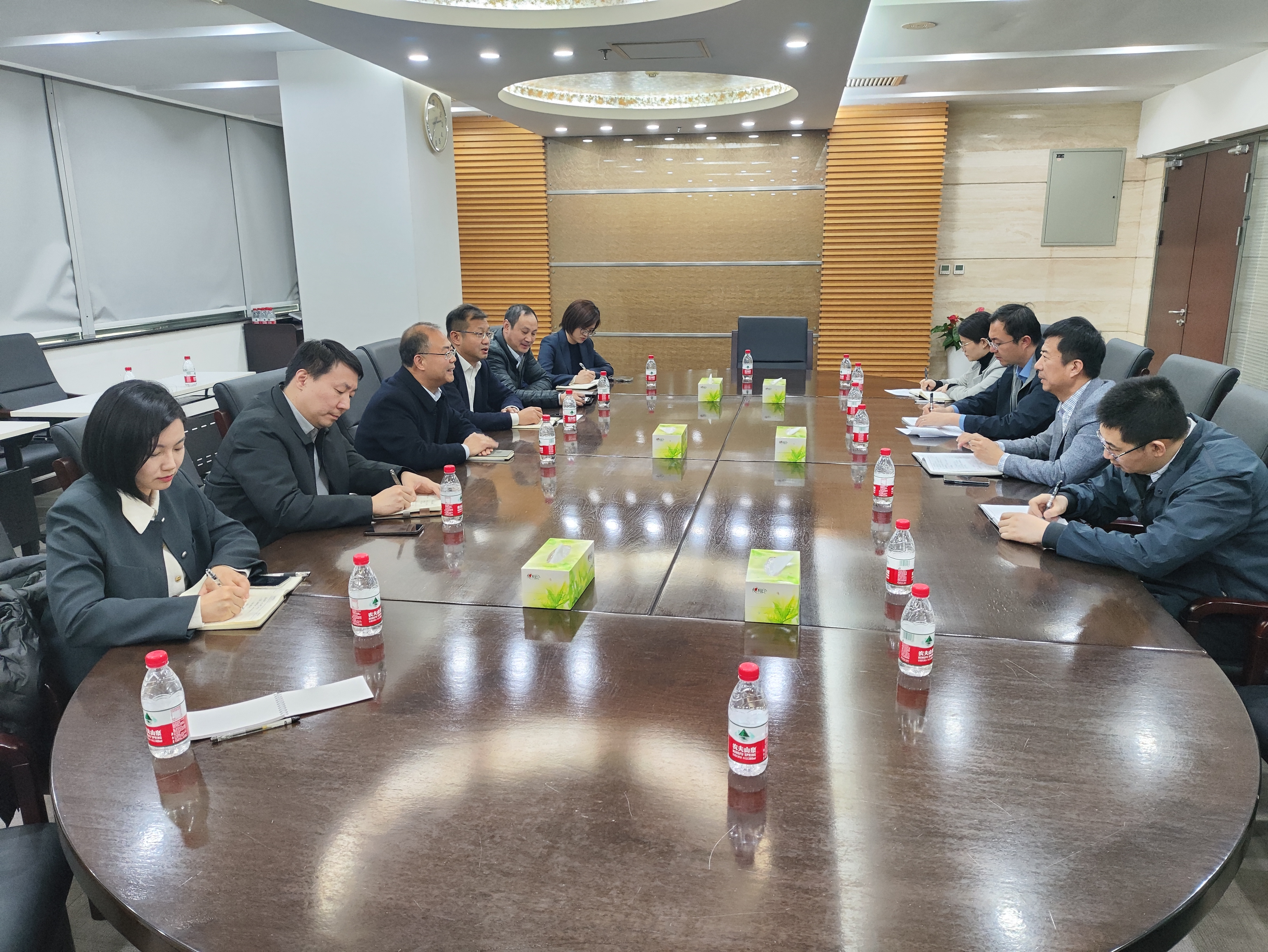 图片 2(1).png 图片 2(1).png