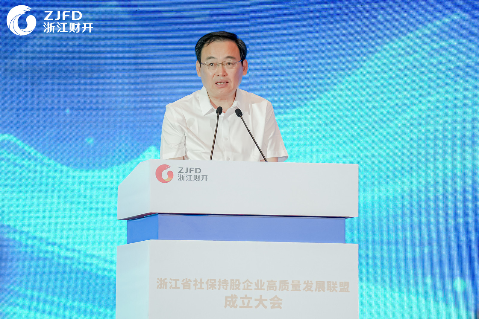 3王广兵.jpg 3王广兵.jpg